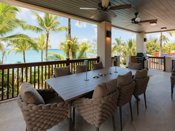 Experience Luxury Five Bedroom Retreat - Your Bohemian Escape in Nassau